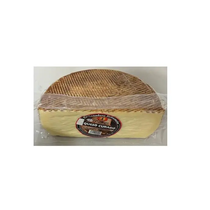 Formaggio Pinto stagionato 1,5 kg (Poiché il prodotto è tagliato a mano, potrebbero esserci delle leggere imprecisioni nel peso).