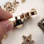 Set di 13 Decorazioni per Scarpe Estive alla Moda, Charm Fai-da-Te con Diamanti, Perle e Gemme per Zoccoli