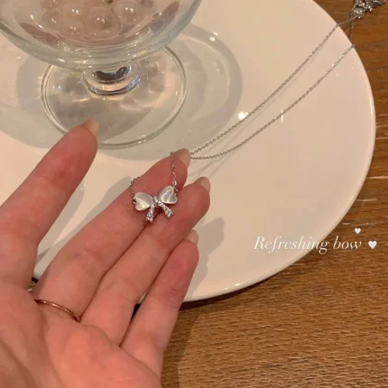 Squisita catena clavicola elegante collana con pendente ad arco per donne ragazze temperamento collare catena studente coreano girocollo y2k