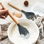 12 pezzi utensili da cucina in silicone per uso alimentare utensili da cucina spatola misurino pratico set di utensili da cucina
