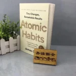 Abitudini atomiche di James Clear Un modo facile e comprovato per costruire buone abitudini per rompere i cattivi Autogestione Libri per l'automiglioramento