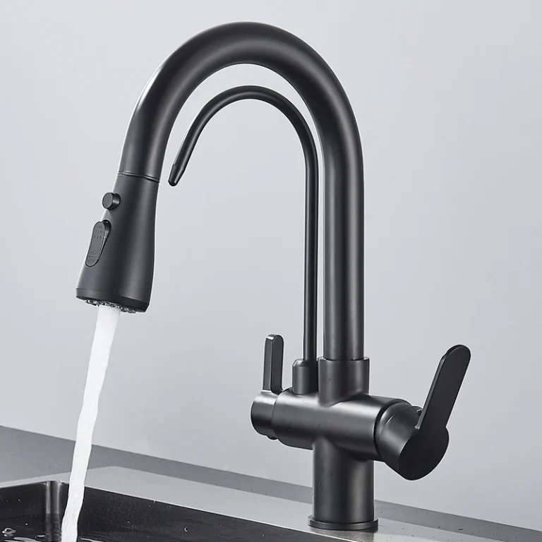 Quyanre Gru filtrato nero opaco per cucina Estraibile Spray Rotazione a 360 gradi Rubinetto filtro acqua Miscelatore lavello a tre vie Rubinetto della cucina