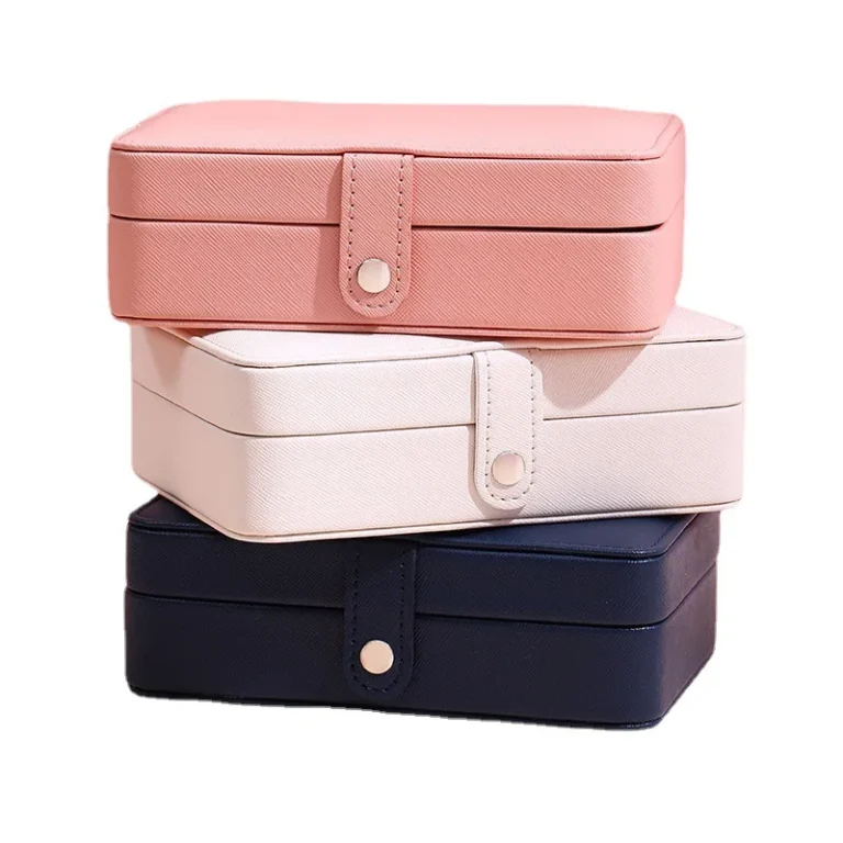 Scatola portaoggetti per gioielli Borsa da viaggio portatile per gioielli Orecchini Custodia per collane per donne Organizzatore di anelli Vetrina in pelle PU