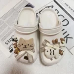 Peluche serie Hello Kitty scarpe set di ciondoli per zoccoli simpatico cartone animato stile dolce decorazione fai da te regali per feste di Natale bomboniere