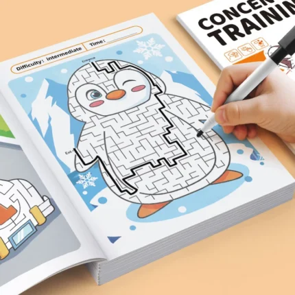 Labirinto Gioco Libro Miglioramento dello sviluppo cognitivo Formazione dell'attenzione Concentrazione specifica Puzzle Pagine colorate per età 3-8
