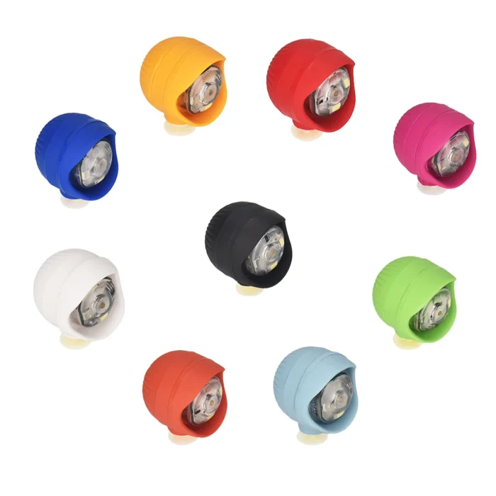 Accessori per ciondoli per luci per scarpe a LED in PVC da 2 pezzi per passeggini notturni, passeggiate e passeggiate per cani, ciondoli per scarpe, 3 modalità di illuminazione