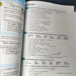3 libri di grammatica inglese elementare, grammatica inglese essenziale avanzata, esercizi di preparazione per test di inglese in uso, il libro è opzionale