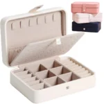 Scatola portaoggetti per gioielli Borsa da viaggio portatile per gioielli Orecchini Custodia per collane per donne Organizzatore di anelli Vetrina in pelle PU
