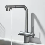 Rubinetto per lavello da cucina filtrato estraibile Spray Rubinetto per filtro dell'acqua con rotazione a 360 Doppio spruzzatore Rubinetto per acqua potabile Miscelatore per lavello - Image 3